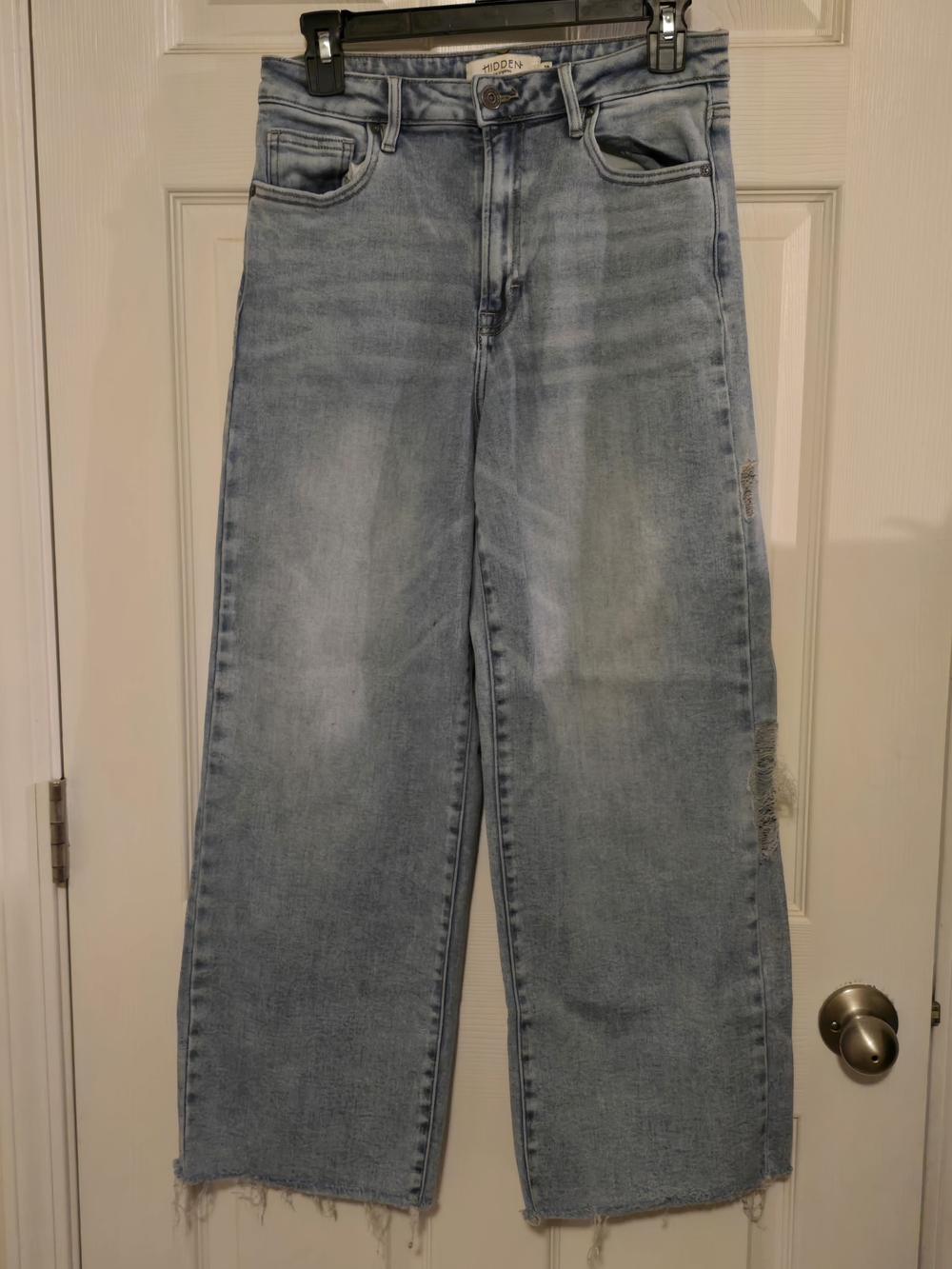 hidden jeans size 28 light wash distressed wide leg jeans